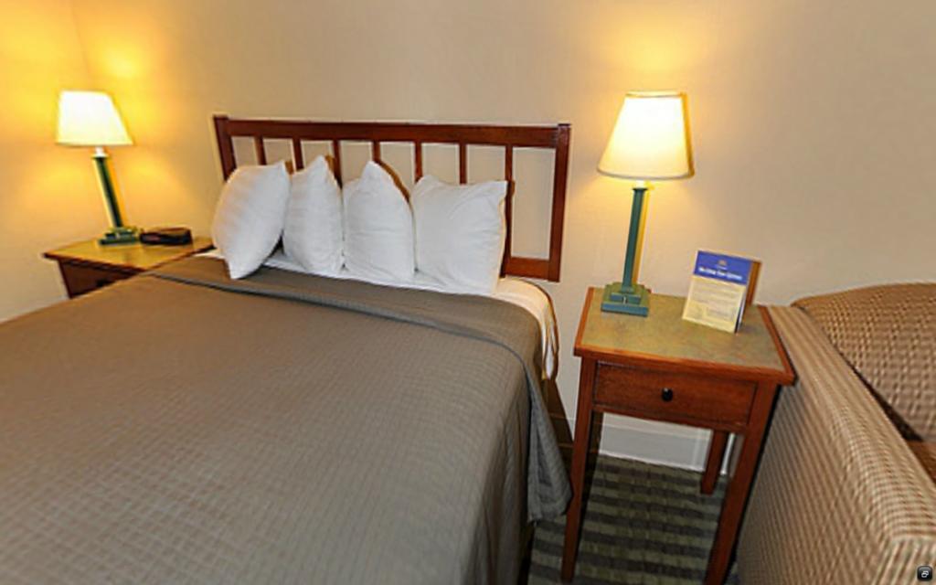 Norwood Inn And Suites Chaska Номер фото