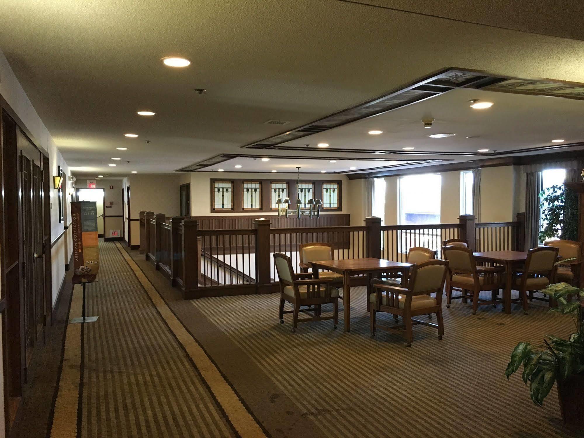Norwood Inn And Suites Chaska Екстер'єр фото